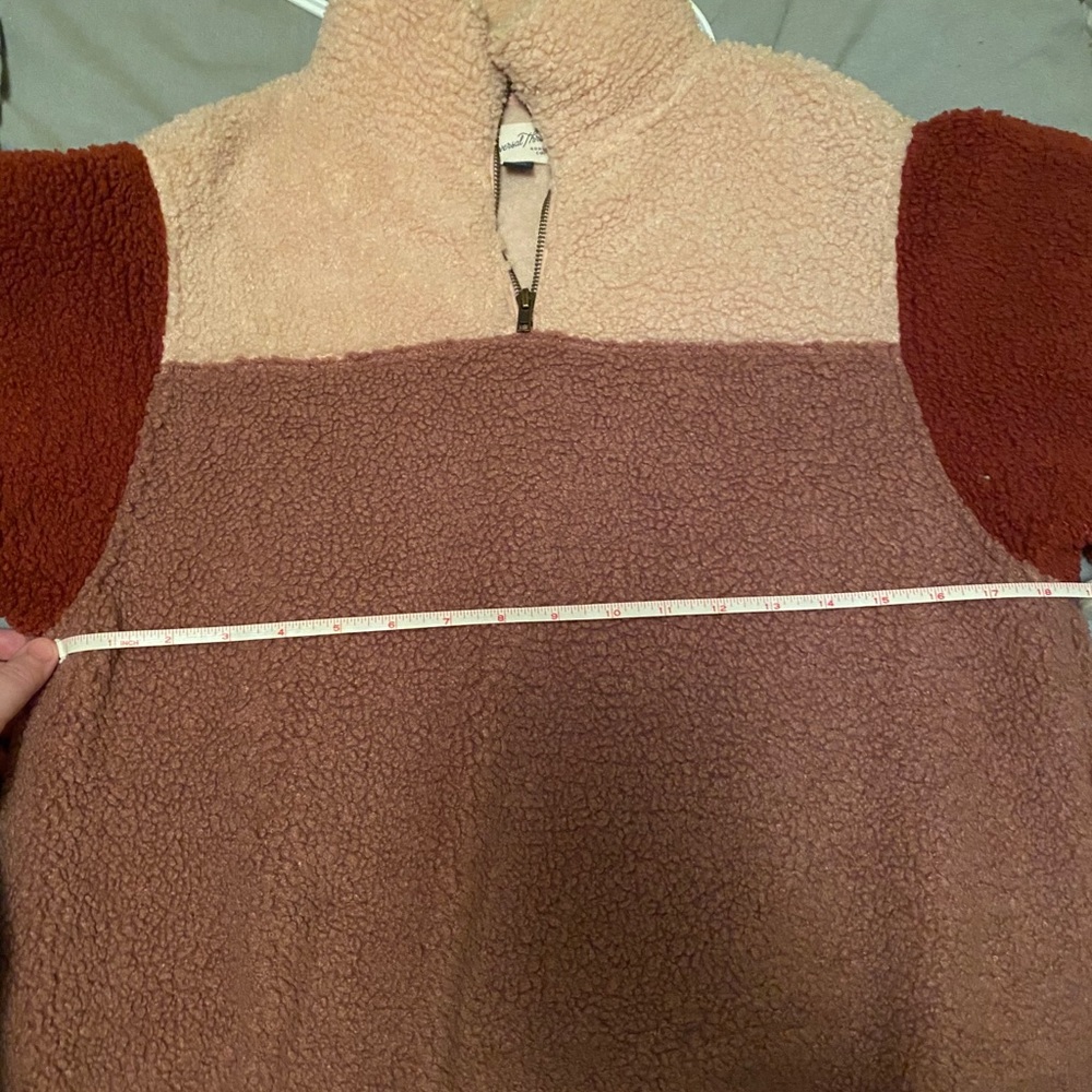 Colour Block Teddy Sweater - Picture 7 of 7